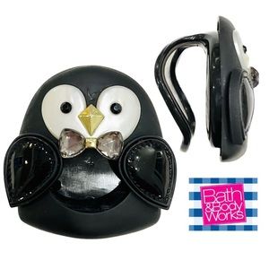 BATH & BODY WORKS | RARE, RETIRED Penguin Gem Bowtie Scentportable Car Clip